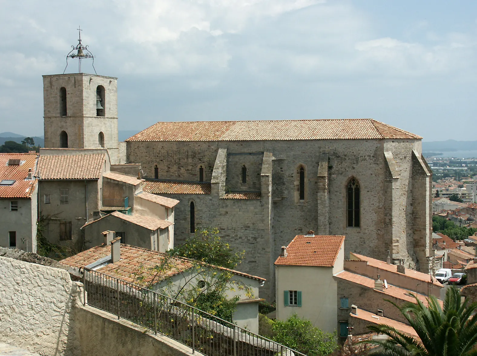 Prix immobilier à Hyères en 2026 : Presqu'île, centre et littoral