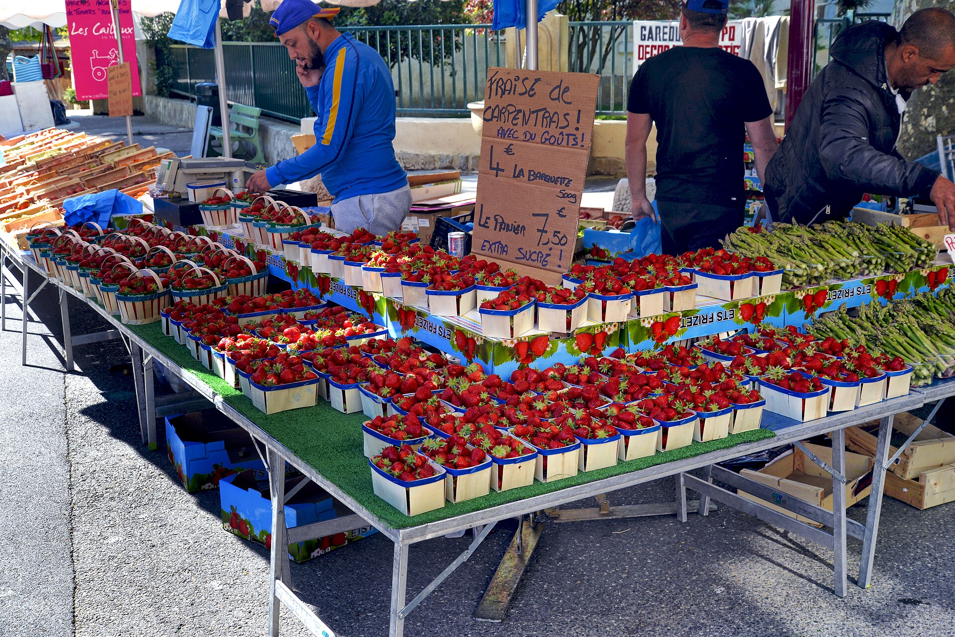 Les marchés et commerces de proximité à Carqueiranne et Hyères